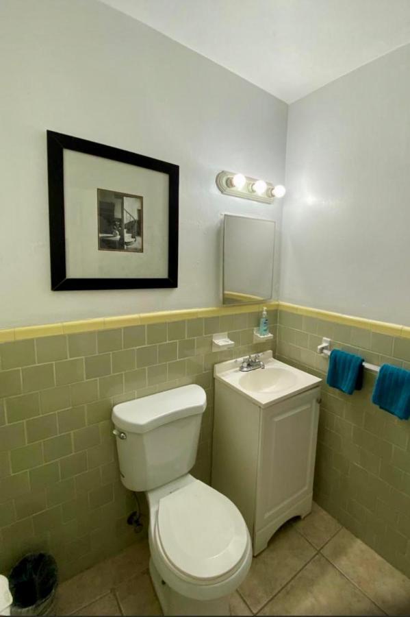 Hallandale Beach Motel With Free Parking And Full Kitchen ! No Extra Fees! Accepting Cash! Exterior photo